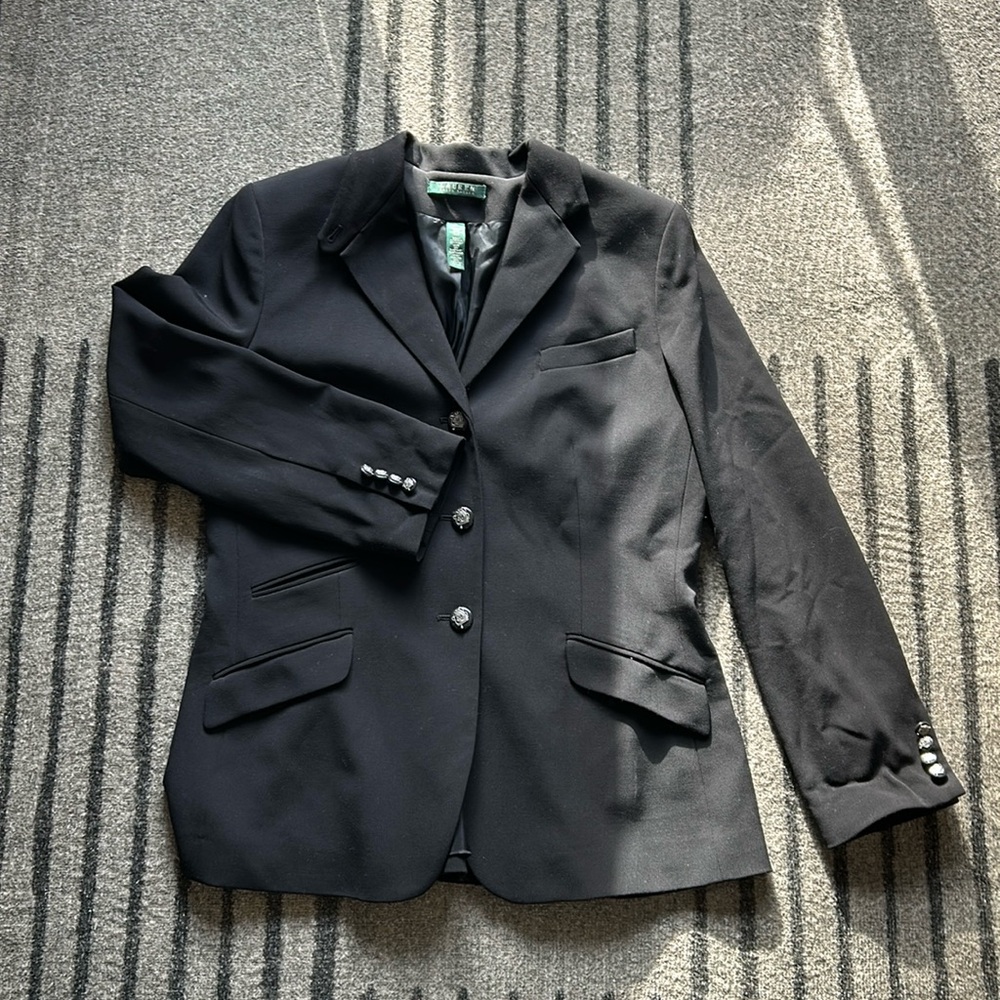 Ralph Lauren Black Blazer with Notched Lapels and Structured Shoulders